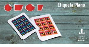 Etiquetas autocolantes em plano